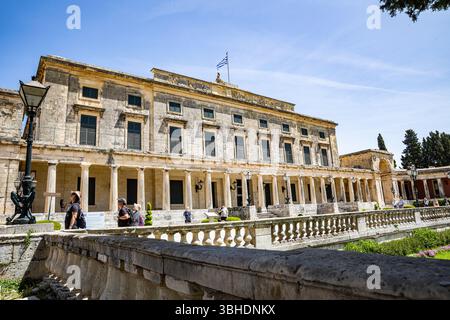 Palast von St. Michael und St. George, heute eine Asiatische Kunstgalerie in Korfu Stadt, Griechenland Stockfoto
