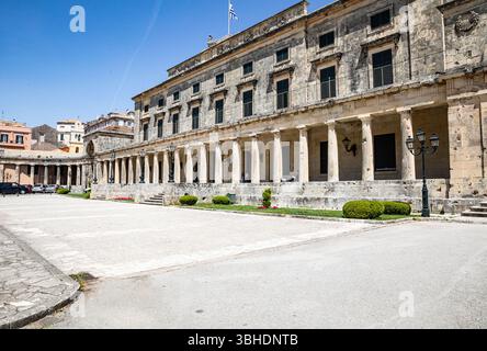 Palast von St. Michael und St. George, heute eine Asiatische Kunstgalerie in Korfu Stadt, Griechenland Stockfoto