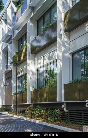 Details an der hinteren Fassade. University of Sydney School of Engineering, Darlington, Australien. Architekt: Custance Associates, 2025. Stockfoto