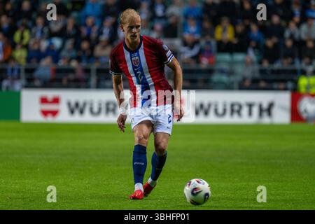 Tallinn, Estland. Juni 2025. Morten Thorsby aus Norwegen während des Spiels der Gruppe I zur FIFA-Weltmeisterschaft 2026 zwischen Estland und Norwegen in der A. Le Coq Arena in Tallinn, Estland am 9. Juni 2025 (Foto: Andrew SURMA/ Credit: SIPA USA/Alamy Live News Stockfoto