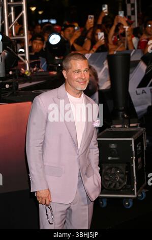 Schauspieler Brad Pitt posiert für Fotos während des schwarzen Teppichs für F1: The Movie im Cinepolis Toreo Parque Central. Am 9. Juni 2025 in Mexiko-Stadt. (Foto: Carlos Tischler/Eyepix/SIPA USA) Stockfoto