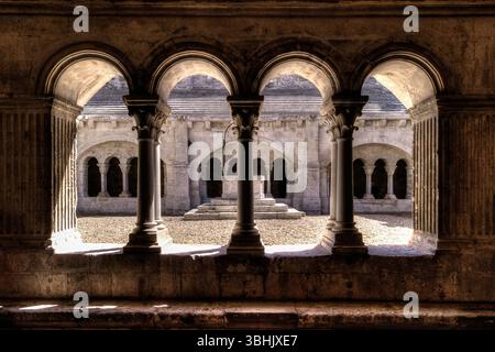Abbaye de Montmajour, Arles, Frankreich – SONY DSC Stockfoto