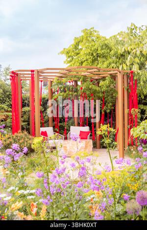 Der Tackle HIV Challenging Stigma Garden auf der Chelsea Flower Show 2025 in London, Großbritannien. Stockfoto