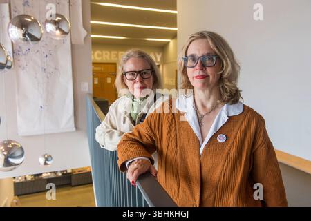 Carol Morley und Cairo Cannon im Shetland Drehbuch inspirieren Kreativität und Geschichtenerzählen in Shetlands lebendiger Film- und Kunstszene Stockfoto