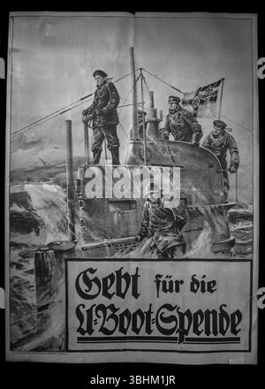 Ein Poster aus dem 2. Weltkrieg, das die deutsche Bevölkerung ermahnt, Geld für den Bau von U-Booten während des Zweiten Weltkriegs beizusteuern Stockfoto