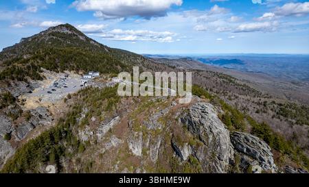 Grandfather Mountain ist ein Berg, eine gemeinnützige Attraktion und ein State Park in North Carolina in der Nähe von Linville, North Carolina. Bei 5.946 Fuß ist es das h Stockfoto