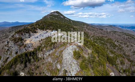 Grandfather Mountain ist ein Berg, eine gemeinnützige Attraktion und ein State Park in North Carolina in der Nähe von Linville, North Carolina. Bei 5.946 Fuß ist es das h Stockfoto