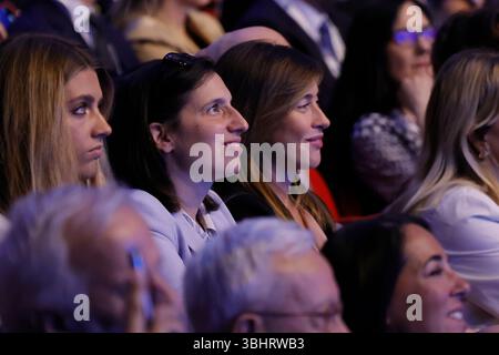 Roma, Italien. Juni 2025. La segretaria del PD Elly Schlein e la deputata di Italia Viva Maria Elena Boschi allÕ Assemblea annuale di Confcommercio Roma ÑItalia Ñ Mercoled“ 11 Giugno 2025 - Politica - (Foto di Cecilia Fabiano/LaPresse) Parteisekretärin Elly Schlein und Italia Viva Maria Elena Boschi, auf der Confcommercio Jahresversammlung Rom-Italien - Mittwoch, 11. Juni 2025 - Politica - Politica - Politica - Politics - Foto von Fabiano Live Presse (Foto von Lécilia Laecilia Live Presse) Stockfoto