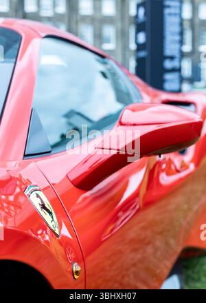 Ein Ferrari Pista auf der London Concours Oldtimer Show 2025 Stockfoto
