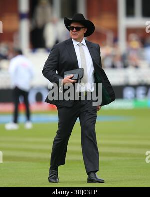 London, Großbritannien. Juni 2025. London, England, 12. Juni 2025: Matthew Hayden spielte im Finale der ICC World Test Championship 2025 Day 2 zwischen Australien und Südafrika auf dem Lord's Cricket Ground in London. (Jay Patel/SPP) Credit: SPP Sport Press Photo. /Alamy Live News Stockfoto