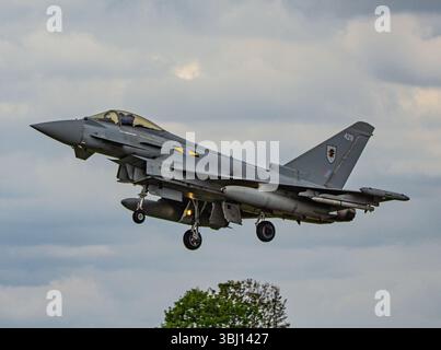 Eurofighter Taifun, 29 Squadron RAF, landet bei der RAF Coningsby Stockfoto