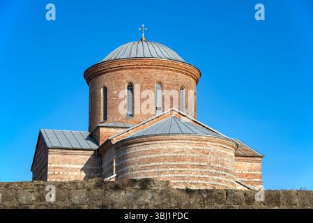 Die Kuppel der antiken Kirche St. Andreas der erste genannt Close-up. Pitsunda, Abchasien Stockfoto