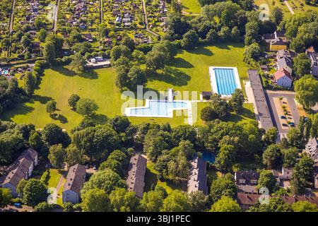 Luftbild, WasserWelten Bochum - Freibad Werne mit Liegewiese, Werne, Bochum, Ruhrgebiet, Nordrhein-Westfalen, Deutschland ACHTUNGxMINDESTHONORARx60xEURO *** Luftblick, WasserWelten Bochum Werne Freibad mit Liegewiese, Werne, Bochum, Ruhrgebiet, Nordrhein-Westfalen, Deutschland ATTENTIONxMINDESTHONORARx60xEURO Stockfoto