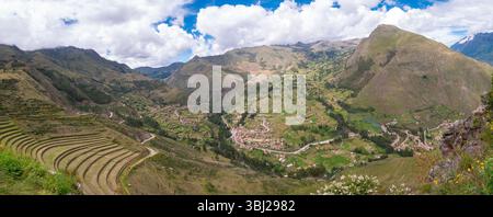 Pisac ist ein archäologischer Komplex, einer der wichtigsten und besuchten im Heiligen Tal der Inkas in Cusco, Peru Stockfoto