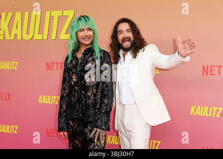 Bill Kaulitz und Tom Kaulitz bei der Premiere Ihrer neuen -Kaulitz & Kaulitz- Netflix Serien-Staffel am 12.06.2025 in Berlin Bill und Tom praesentieren die neue Kaulitz & Kaulitz Serien-Staffel in Berlin *** Bill Kaulitz und Tom Kaulitz bei der Premiere ihrer neuen Kaulitz Kaulitz Netflix Serie Saison am 12 06 2025 in Berlin präsentieren Bill und Tom die neue Kaulitz Kaulitz Serie Saison in Berlin Stockfoto