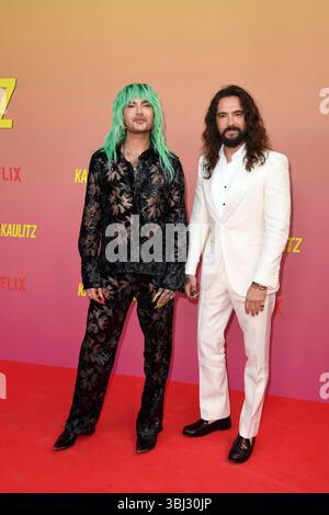 Bill Kaulitz und Tom Kaulitz bei der Premiere Ihrer neuen -Kaulitz & Kaulitz- Netflix Serien-Staffel am 12.06.2025 in Berlin Bill und Tom praesentieren die neue Kaulitz & Kaulitz Serien-Staffel in Berlin *** Bill Kaulitz und Tom Kaulitz bei der Premiere ihrer neuen Kaulitz Kaulitz Netflix Serie Saison am 12 06 2025 in Berlin präsentieren Bill und Tom die neue Kaulitz Kaulitz Serie Saison in Berlin Stockfoto