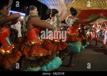 Square Dance von Sao Joao Tanhacu, bahia, brasilien - 31. Mai 2025: Vorstellung der Quadrilha Junina, ein typischer Tanz der Feierlichkeiten zum Johannes-Tag in Brasilien. TANHACU BAHIA BRASILIEN Copyright: XJoaxSouzax 310525JOA344 Stockfoto