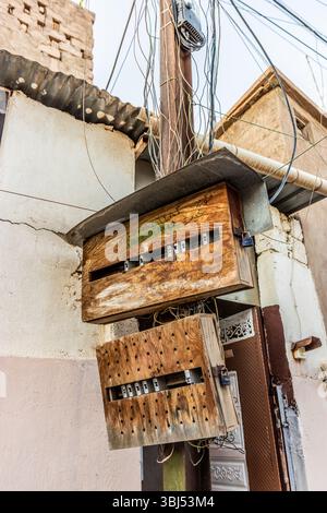 Leistungsschalter im Dorf Alqosh, Region Kurdistan im Irak Stockfoto