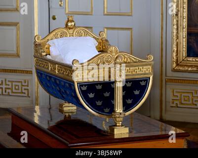 Stockholm, Schweden. Juni 2025. Charles XV's Wiege, Drottningholm Palace in Stockholm, Schweden, am 13. Juni 2025.Foto: Jonas Ekströmer/TT/Code 10030 Credit: TT News Agency/Alamy Live News Stockfoto