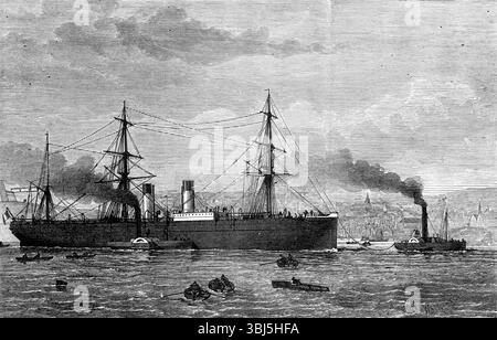 Das Dampfschiff der französischen Transatlantischen Kompanie Amerique wurde 1874 nach Plymouth gezogen. '...die Amerique wurde von ihrer Crew im Umkreis von 100 Meilen von Brest verlassen, in scheinbarer Gefahr zu sinken. Sie hatte einen heftigen Sturm erlebt, nachdem sie von New York aus gelaufen war. Ihre Passagiere waren 83 und ihre Besatzung 152. Drei Schiffe - ein Engländer, ein Norweger und ein Italiener - waren nahe genug für ihre Signale von Seenot. Sie haben alle an Bord befindlichen Personen abgeschossen, außer dem zweiten Offizier, M. Garay, der allein ertrunken war. Die Entfernung der Besatzung und der Passagiere erfolgte trotz einer guten Ordnung Stockfoto