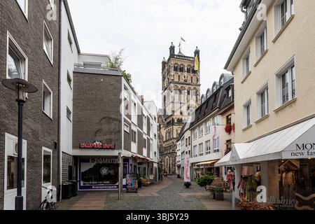 St. Quirinus-Münster Neuss, Nordrhein-Westfalen, Deutschland *** St. Quirinus Münster Neuss, Nordrhein-Westfalen, Deutschland Stockfoto