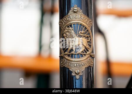 Vintage Peugeot Fahrrad, Altes Logo Stockfoto