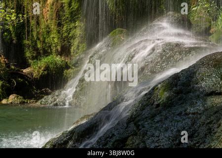 Kursunlu Wasserfall im Kursunlu Wasserfall Nationalpark in Antalya Stockfoto