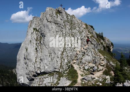 Hier der Blick auf den Teufelstättkopf einem Gipfel in den Ammergauer Alpen, wandern, klettern, Bergsteigen Stockfoto