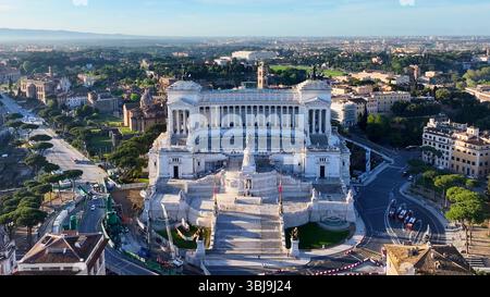 Skyline von Rom im italienischen Staat Latium. Wunderschöne Skyline. Reiseziel Europa. Touristisches Wahrzeichen. Skyline Von Rom. Stockfoto