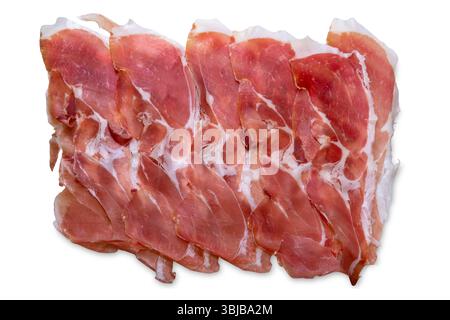 Scheiben parmaschinken isoliert auf weiß in der Draufsicht mit Beschneidungspfad Stockfoto