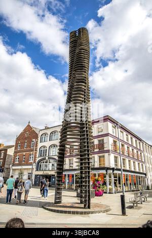 Gloucester, Großbritannien, 19. August 2023: Kyneburgh Tower in der Nähe der Docks am Sharpness Canal Stockfoto