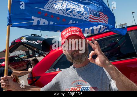 Demonstranten, die an dem „No King's Protest“ in West-Nebraska teilnahmen Stockfoto