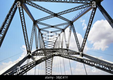 Birchenough Bridge, Straßenbrücke über die Save in Simbabwe Stockfoto