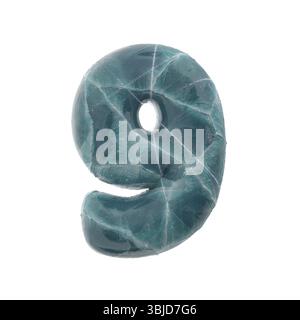 Eisrissnummer 9 - 3D gefrorene Ziffer isoliert auf weißem Hintergrund. Dieses Alphabet eignet sich perfekt für kreative Illustrationen im Zusammenhang mit Na Stockfoto