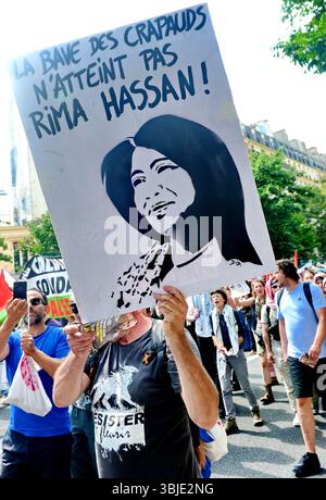 Paris, Frankreich. Juni 2025. Demonstration gegen die Blockade des Gazastreifens, die auf Aufforderung mehrerer Gewerkschaften, darunter der CGT, der FO und der LFI, organisiert wurde. Paris, Frankreich am 14. Juni 2025. Foto: Karim Ait Adjedjou/ABACAPRESS.COM Credit: Abaca Press/Alamy Live News Stockfoto