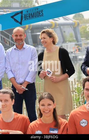 Nathalie Delattre, Senatorin von Gironde, Kandidatin des Bürgermeisters von Bordeaux 2026 und Delegierte des Ministers für Tourismus, weiht die neue „Mission Bermu“ ein Stockfoto