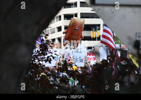 No Kings Rally and march through Downtown Salt Lake City, Juni 2025 Stockfoto