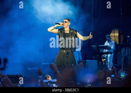 Marracash in Concerto allo Stadio Olimpico 'Grande Torino' Foto di Luca Moschini - Turin 14/06/2025 - Data Sold Out del Tour 'Marra Stadi 2025' Stockfoto