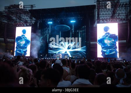 Marracash in Concerto allo Stadio Olimpico 'Grande Torino' Foto di Luca Moschini - Turin 14/06/2025 - Data Sold Out del Tour 'Marra Stadi 2025' Stockfoto