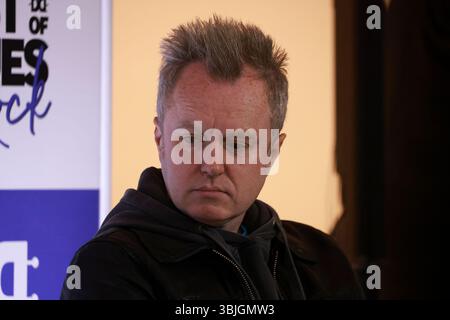 Sao Paulo, Sao Paulo, Brasilien. Juni 2025. Sao paulo (sp), 15/2025 Ã¢â‚¬' Festival/Pressekonferenz/Deep Purple/Music/sp Ã¢â‚¬' Musiker simon mcbride von der Band Deep Purple hält eine Pressekonferenz ab, bevor er beim Best of Blues and Rock Festival auftritt, das jetzt in seiner 12. Auflage erscheint. Die Veranstaltung, die beiden musikalischen Genres gewidmet ist, findet an diesem sonntag, dem 15. juni 2025, im Außenbereich des Auditoriums ibirapuera in der südlichen Region der Hauptstadt paulo statt. (Foto: Leco Viana/Thenews2/Zumapress) (Foto: © Leco Viana/TheNEWS2 via ZUMA Press Wire) REDAKTIONELLE VERWENDUNG ONL Stockfoto