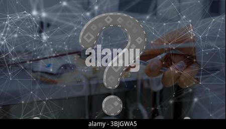 Zeigt den Handsteckverbinder des Netzwerkanschlusses mit Zange im Rack mit Fragezeichen-Überlagerung des digitalen Knotens Stockfoto