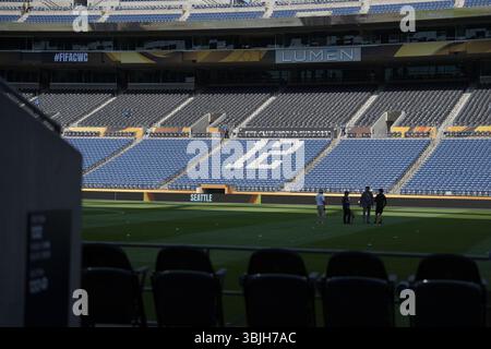 Seattle, Usa. Juni 2025. Das Lumen Field in Seattle, Washington, wird vor dem Spiel zwischen Seattle Sounders FC und Botafogo am 15. Juni 2025 mit dem Branding der FIFA Club World Cup gesehen. (Foto Nate Koppelman/SIPA USA) Credit: SIPA USA/Alamy Live News Stockfoto