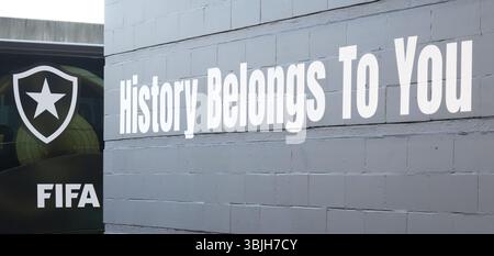 Seattle, Usa. Juni 2025. Der Botafogo-Bus kommt vor dem Spiel der FIFA Club-Weltmeisterschaft gegen Seattle Sounders FC am 15. Juni 2025 im Lumen Field in Seattle, Washington. (Foto Nate Koppelman/SIPA USA) Credit: SIPA USA/Alamy Live News Stockfoto