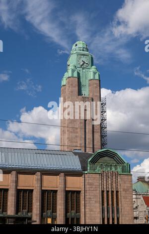 Uhrenturm des Helsinki Central Station in Helsinki, Finnland. Stockfoto