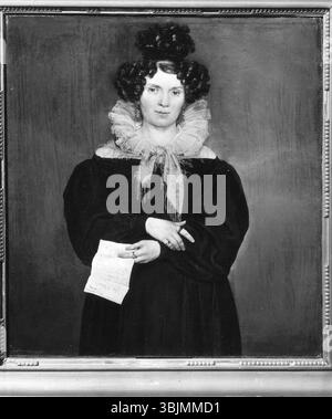 Amalie von Bassewitz von Johan Christian Dahl (1788–1857) ist ein 1830 gemaltes Porträt, das seine zweite Frau Amalie von Bassewitz (1794–1830) während ihrer Schwangerschaft darstellt. Das Ölgemälde fängt sie mit einem ruhigen Ausdruck ein, der ihren Status und ihre Eleganz unterstreicht. Stockfoto