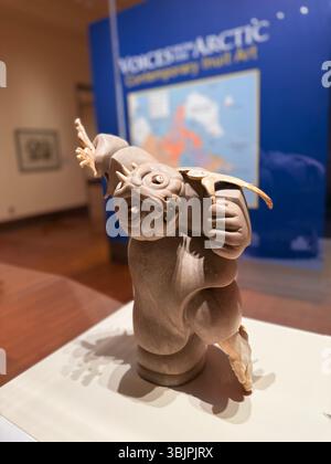 "Die Folgen des Unglaubens" von Michael Massie (Inuk/Métis), aus der Ausstellung "Stimmen der Arktis", Eiteljorg Museum, Indianapolis Stockfoto