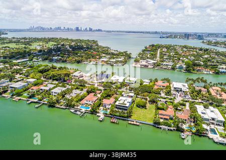 Miami Beach Florida North Beach, Luftsicht von oben mit Blick nach unten, Biscayne Bay, Indian Creek, Allison Island, La Gorce Island, Normandie Isles, N Stockfoto