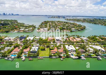 Miami Beach Florida North Beach, Luftsicht von oben mit Blick nach unten, Biscayne Bay, Indian Creek, Allison Island, La Gorce Island, Normandie Isles, N Stockfoto