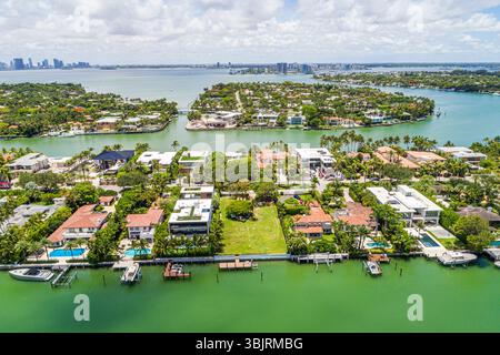 Miami Beach Florida North Beach, Luftsicht von oben mit Blick nach unten, Biscayne Bay, Indian Creek, Allison Island, La Gorce Island, Normandie Isles, N Stockfoto