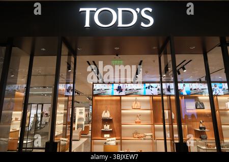 Shanghai, China, 29. März 2025: TOD's Brand Store Stockfoto